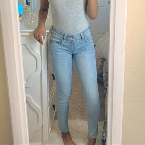 American Eagle Outfitters  Light Washed Jeans